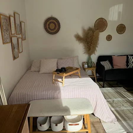 Superbe Dependance Sanary, Jacuzzi Prive Apartamento